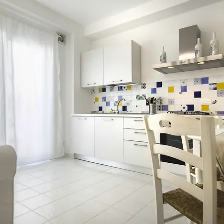 Siciliacasevacanze - Marina Domus